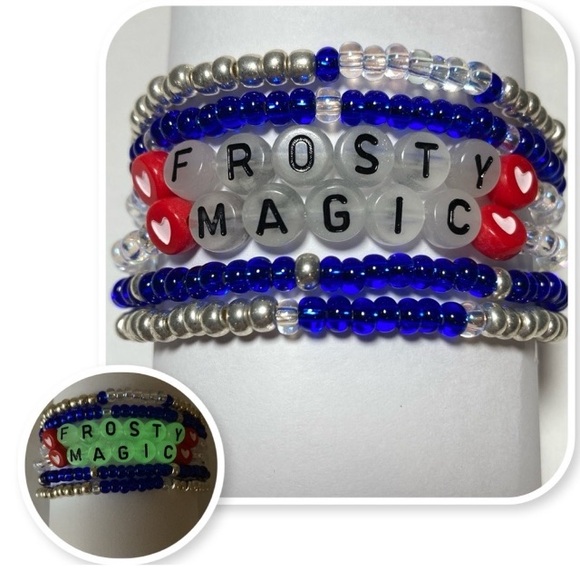 Christmas Themed Items - Picture 7 of 13